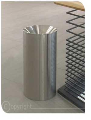 Gross-Abfallbehälter aus Edelstahl