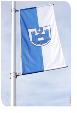 Mastbanner mit Stadtwappen