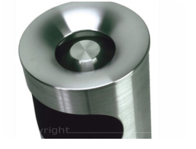 Abfallbehälter mit Ascher aus Edelstahl